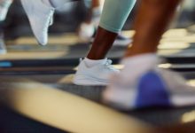 here’s-how-using-a-treadmill-compares-to-running-outside